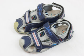 Босоножки для мальчика (31 размер)