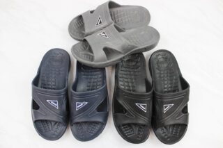 Шльопанці для хлопчика (40 розмір)