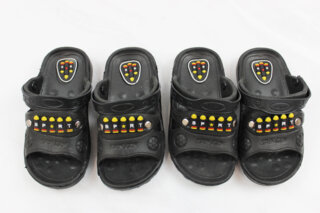 Шльопанці для хлопчика (24 розмір)