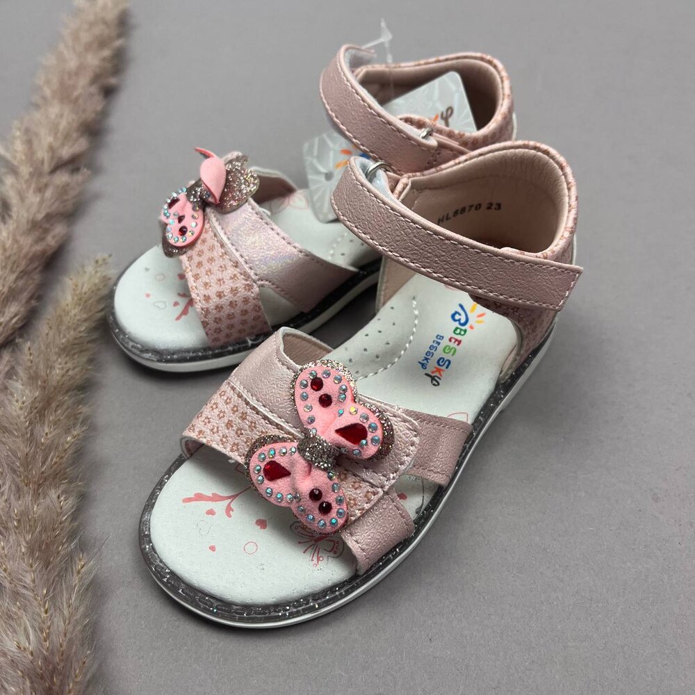 Босоножки для девочки (21-24 размер)