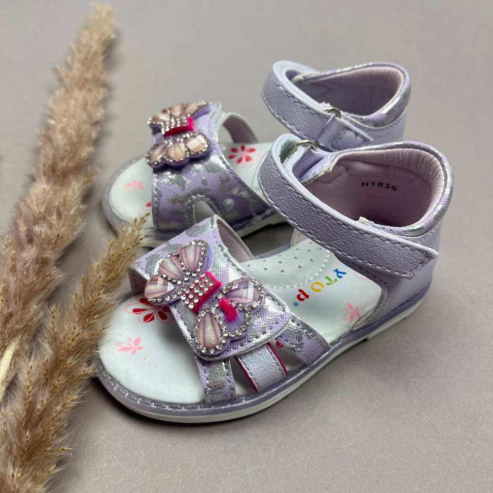 Босоножки для девочки (21-24 размер)