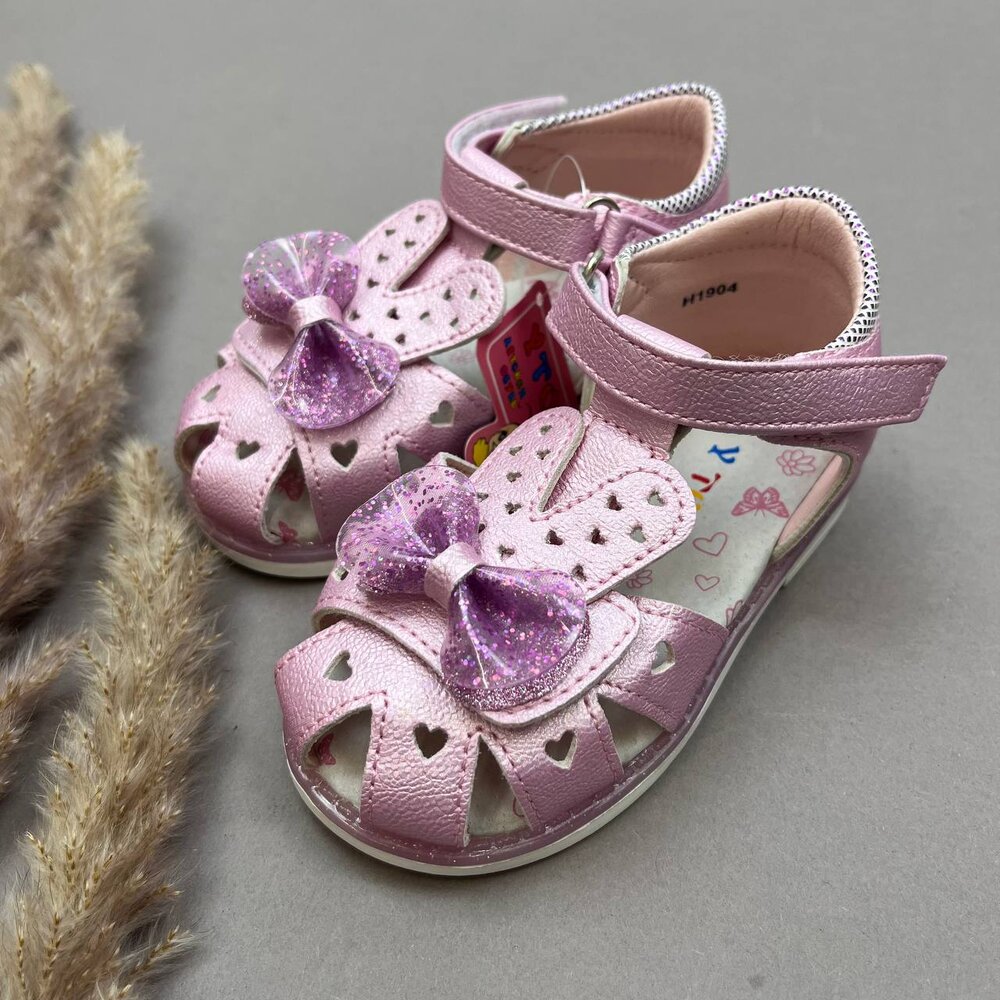 Босоножки для девочки (21-23 размер)