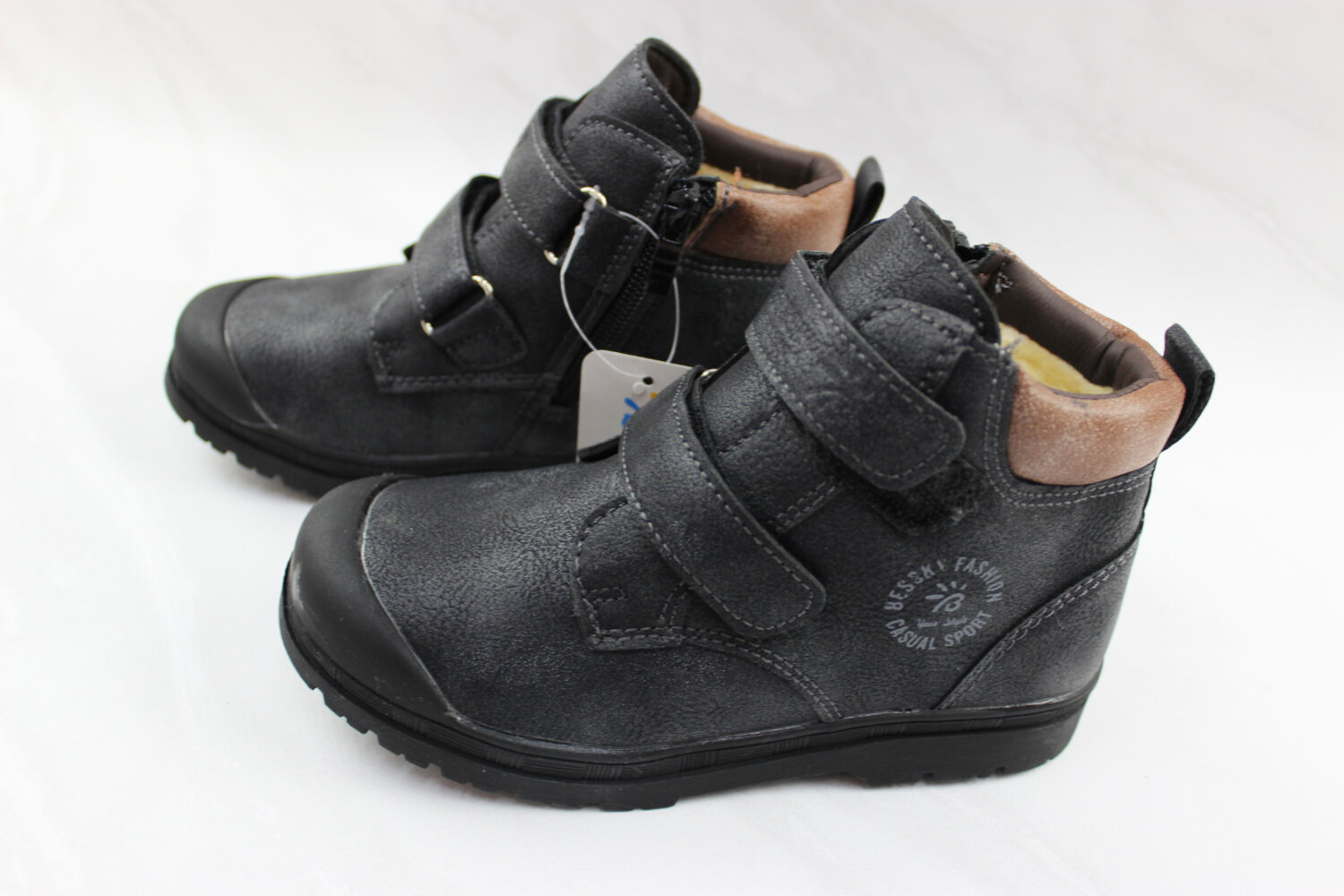 Ботинки зима (27-28 размер)