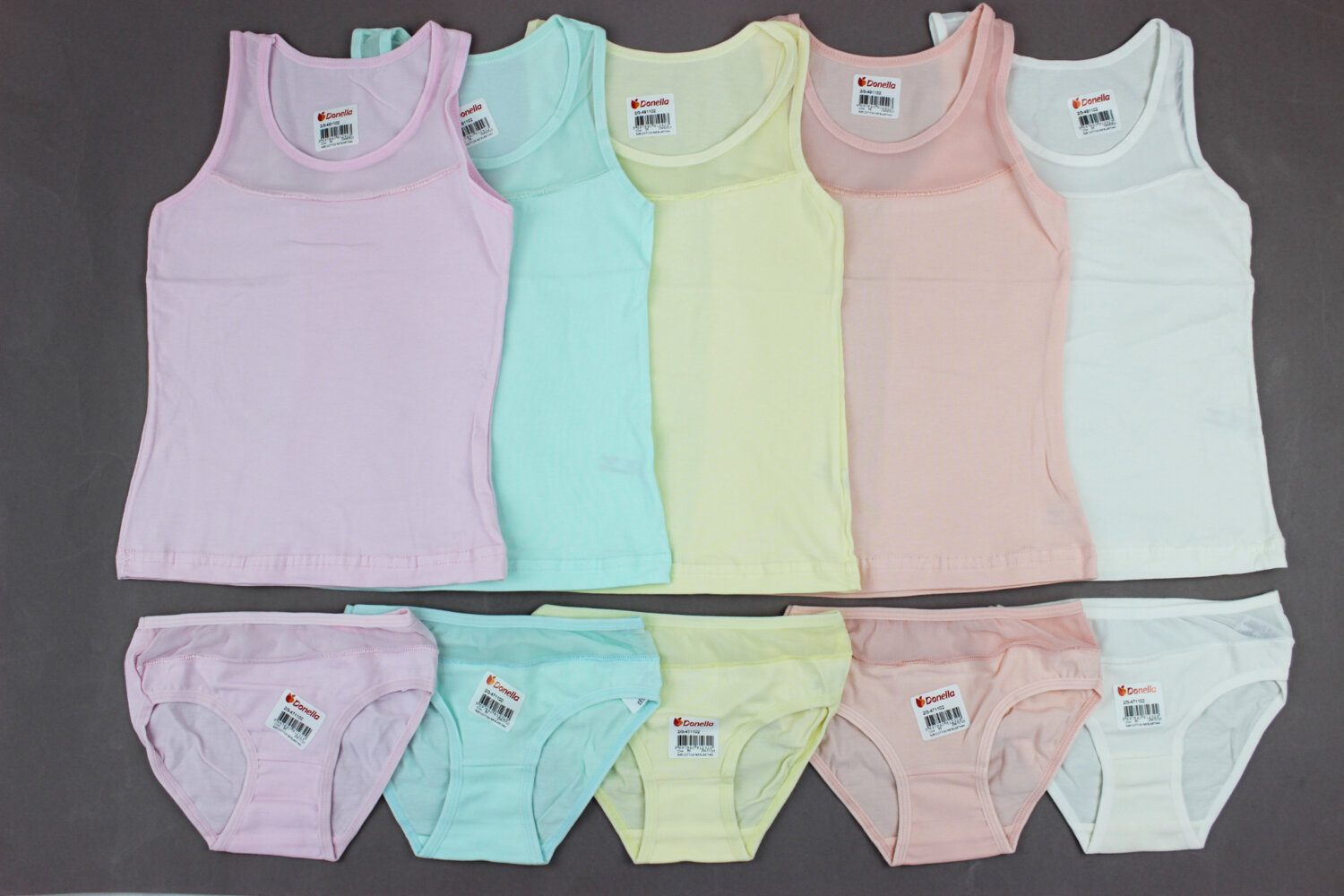 Комплект для девочки (2-11 лет) Донелла