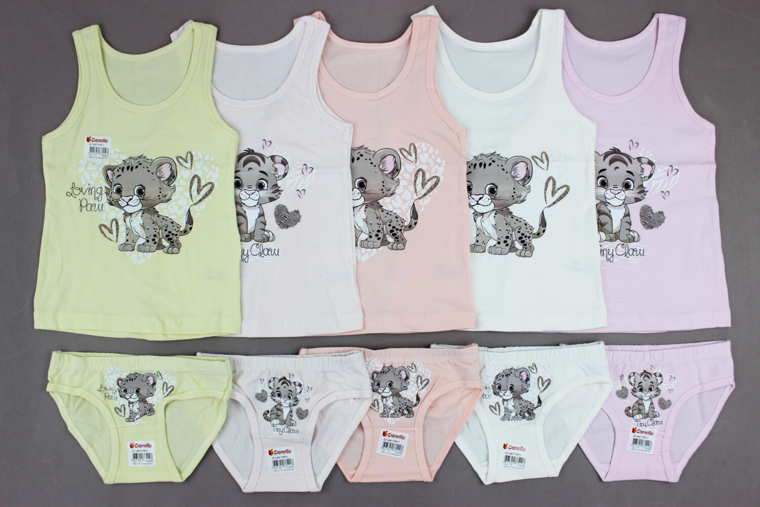 Комплект для дівчинки (0-5 років) Донелла